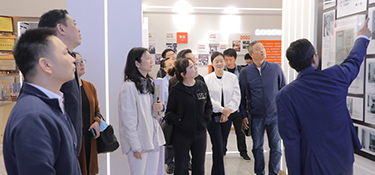 杭州市上城區(qū)政協(xié)閘弄口委員小組于銘品裝飾開展11月份“委員活動日”活動！