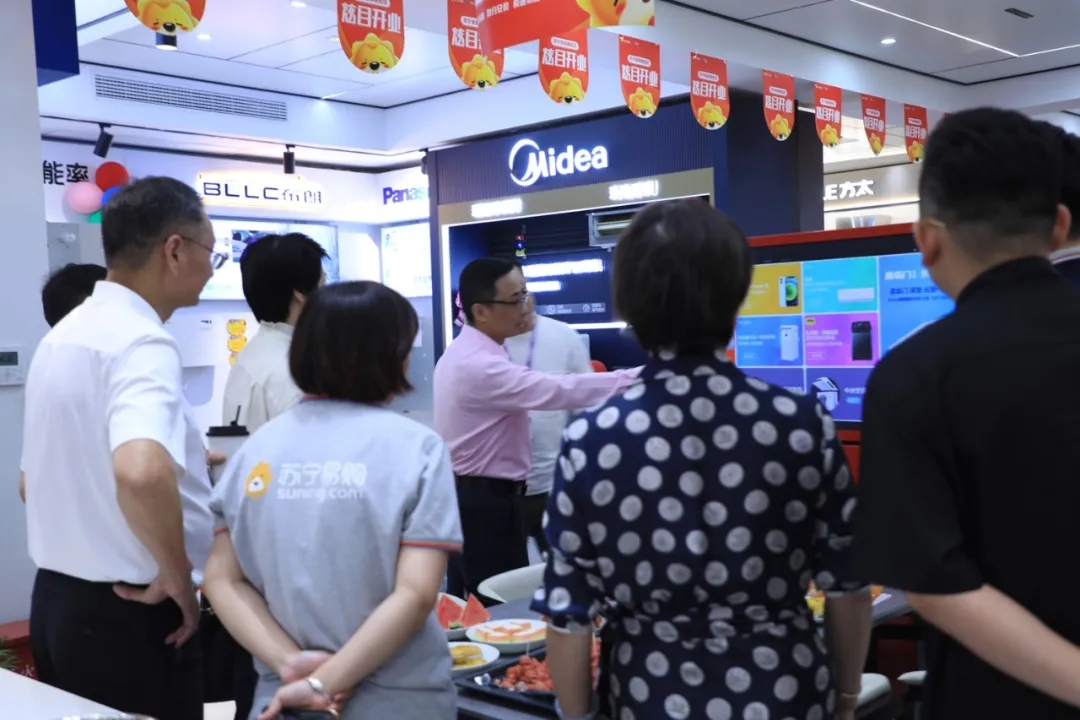 杭州裝修銘品裝飾蘇寧易購開業(yè)現(xiàn)場 杭州裝修銘品裝飾蘇寧易購開業(yè)現(xiàn)場