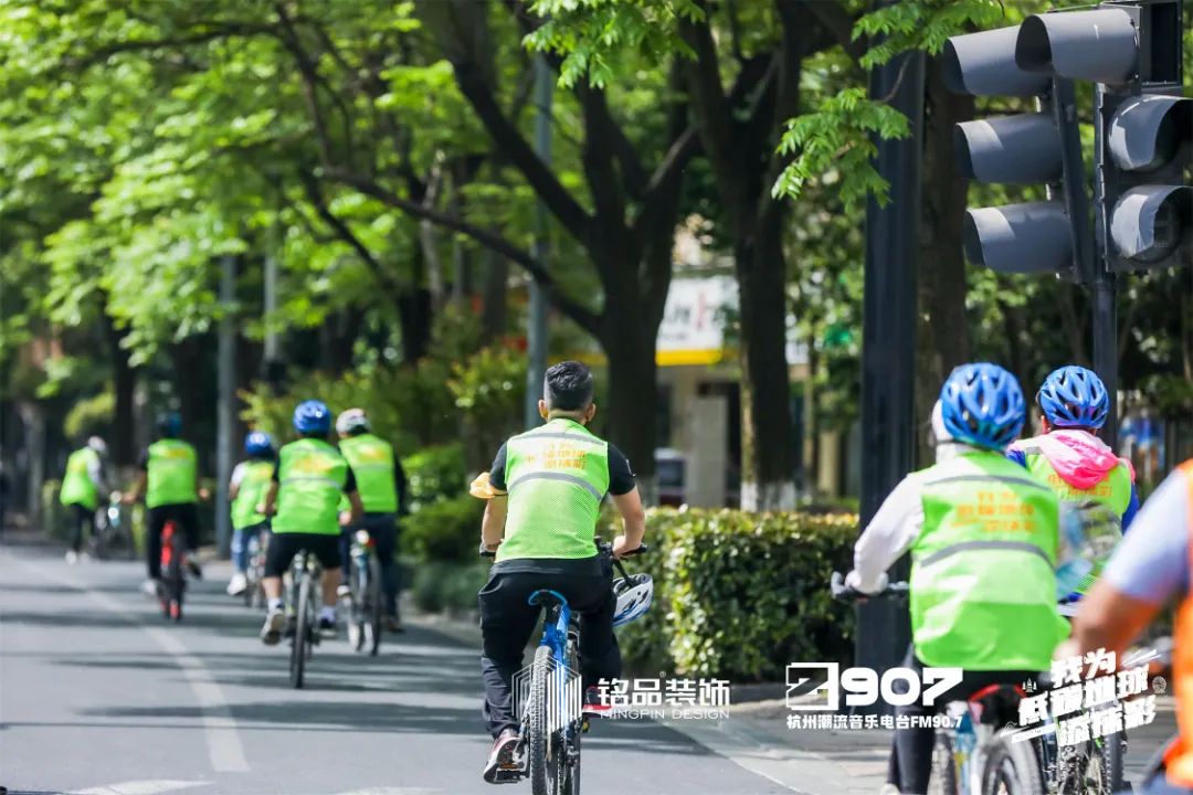 安全第一，友誼第二，比賽第三，參賽選手們有序競賽